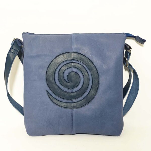Bolso bandolera de piel azul