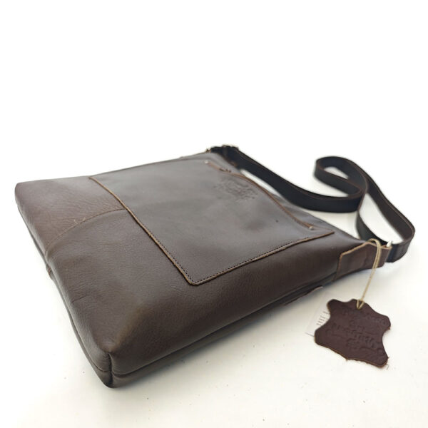 Bolso bandolera de piel marrón