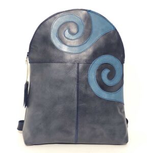 Mochila de piel azul