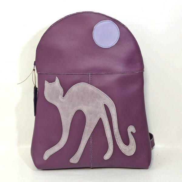 Mochila de piel morada