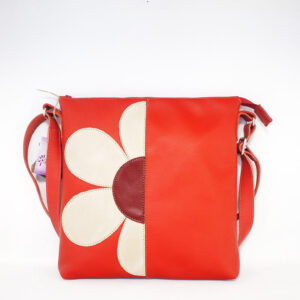 Bolso de piel rojo