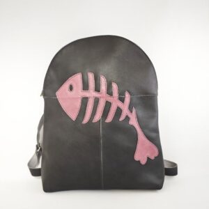 Mochila gris de piel
