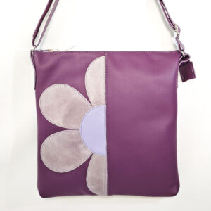Bolso de piel morado