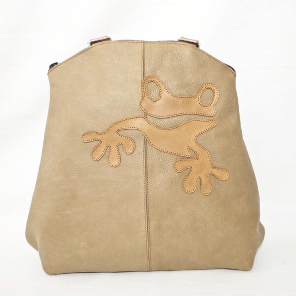 Mochila de piel beige