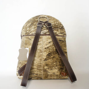 Mochila de piel jaspeada