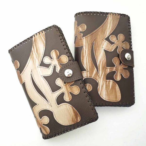 Cartera billetero de piel marrón