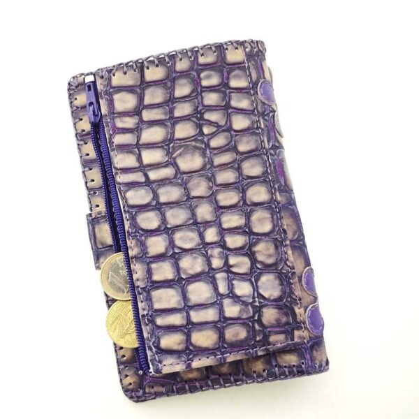 Cartera billetero de piel morado coco