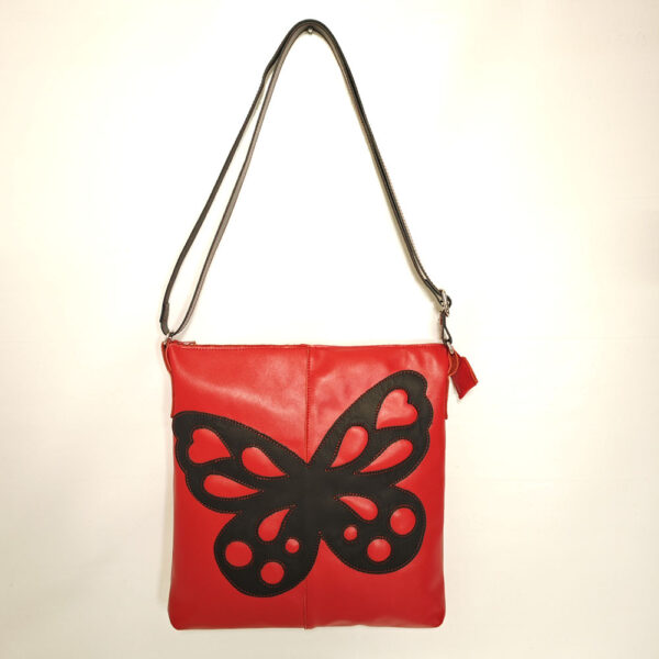 Bolso de piel rojo