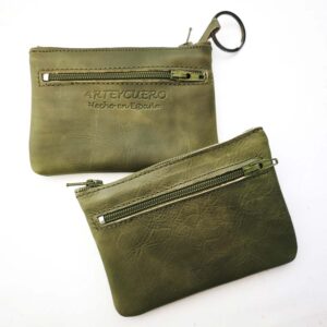 Monedero de piel verde