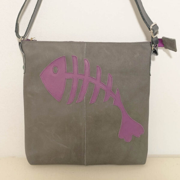 Bolso bandolera de piel gris