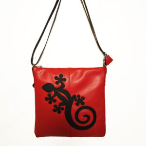 Bolso de piel rojo