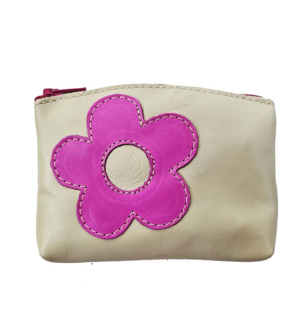 Tienda online de artículos hechos a mano en cuero y piel. Artesanos del cuero. Portamonedas de piel con cremallera y anilla para llaves IMG 20260709 142020 copia Monedero de piel beige