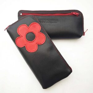 Funda de gafas de piel negra