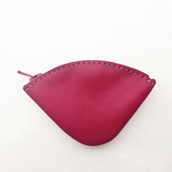 Monederito de piel magenta