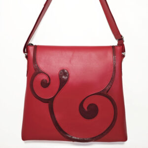 Bolso de piel rojo