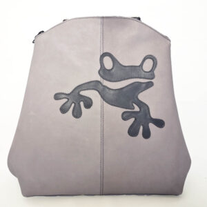 Mochila de piel gris claro