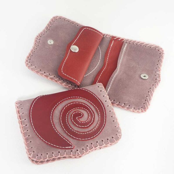 cartera de piel rosa