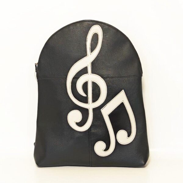 Mochila de piel negra