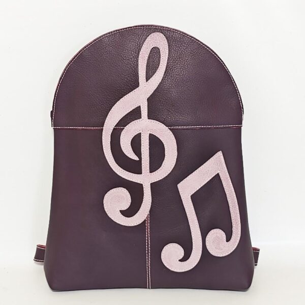 Mochila de piel morada