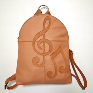 Mochila de piel naranja