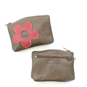 Monedero de piel marrón camel