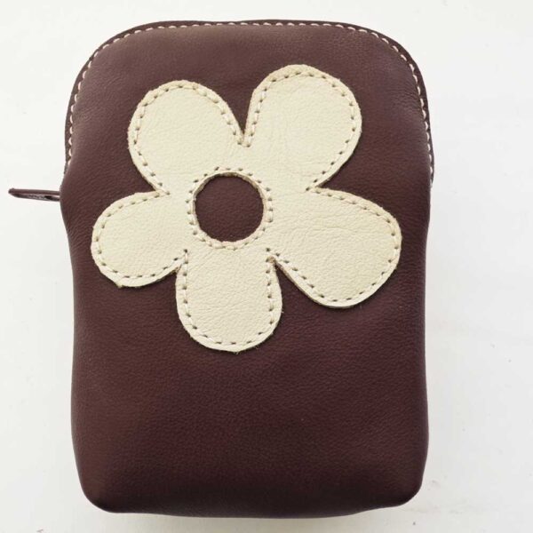 Pitillera de piel marrón