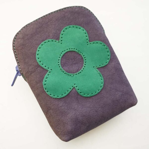 Pitillera de piel lila