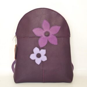 Mochila de piel morada