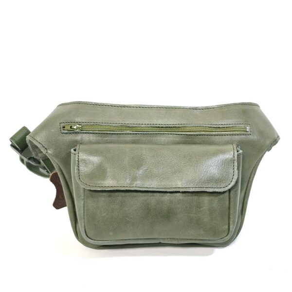 Tienda online de artículos hechos a mano en cuero y piel. Artesanos del cuero. Riñonera de cuero unisex BR IMG 20260507 100658 Riñonera de piel verde