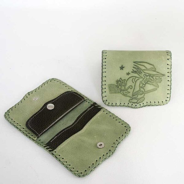 cartera de piel verde