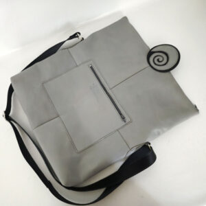 Bolso de piel gris