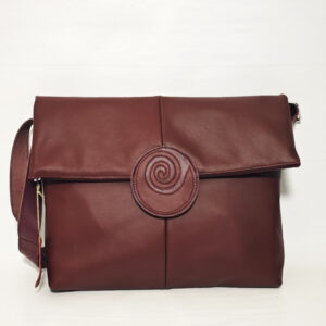 Bolso de piel granate