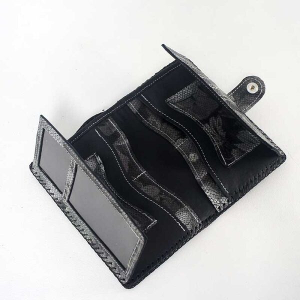 Cartera fiori negro