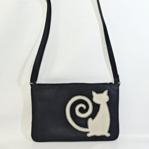 Bolso de piel negro