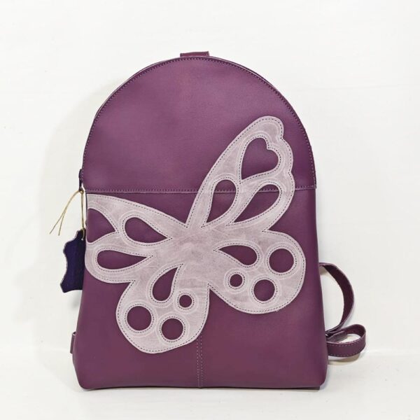 Mochila de piel morada
