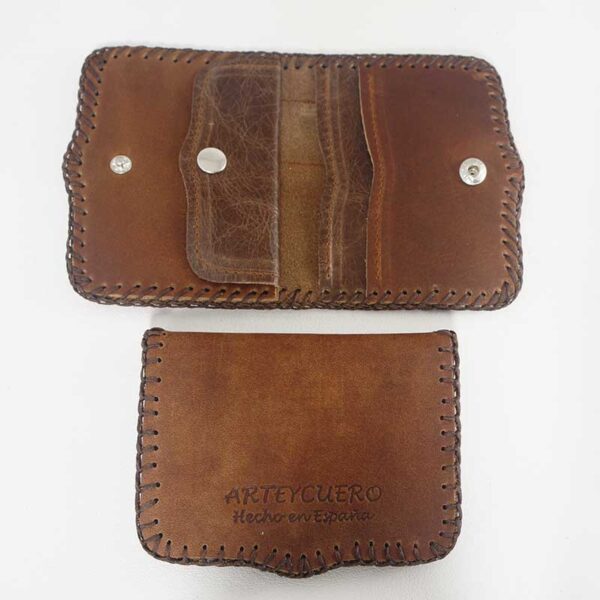 Cartera de piel unicornio marrón