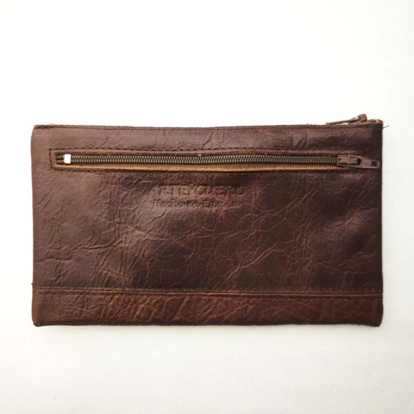 Tienda online de artículos hechos a mano en cuero y piel. Artesanos del cuero. Monedero tarjetero de piel MBT IMG 20251114 075149 Monedero tarjetero de piel marrón