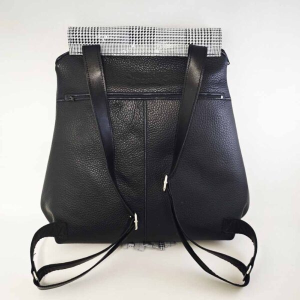 Mochila antirrobo negra de piel