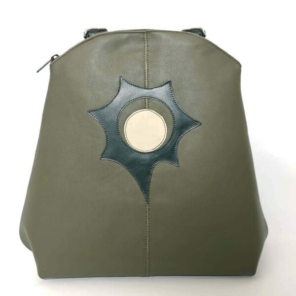 Mochila de piel verde