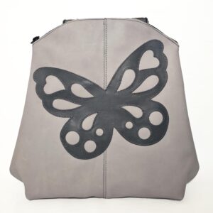 Mochila de piel gris claro