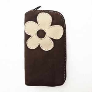Funda de piel marrón