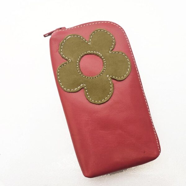 Funda de piel roja