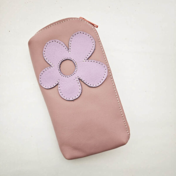 Funda multiusos de piel rosa