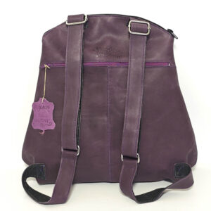 Mochila de piel morada