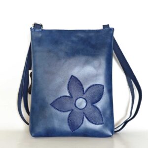 Bolso de piel azul marino