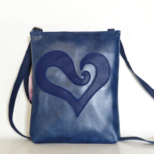 Bolso de piel azul marino