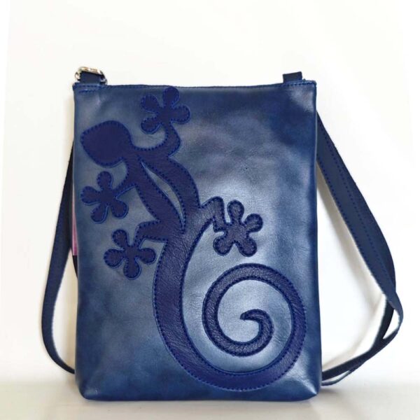Bolso de piel azul marino