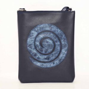 Bolso de piel azul marino