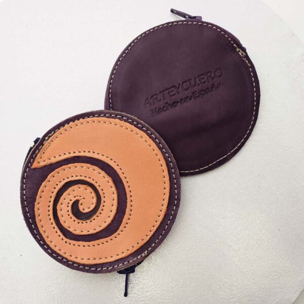 Monedero de piel morado