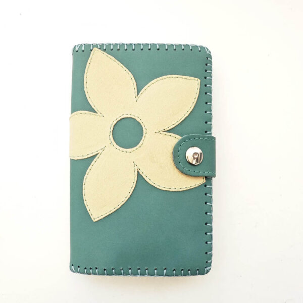 Cartera billetero de piel aguamarina